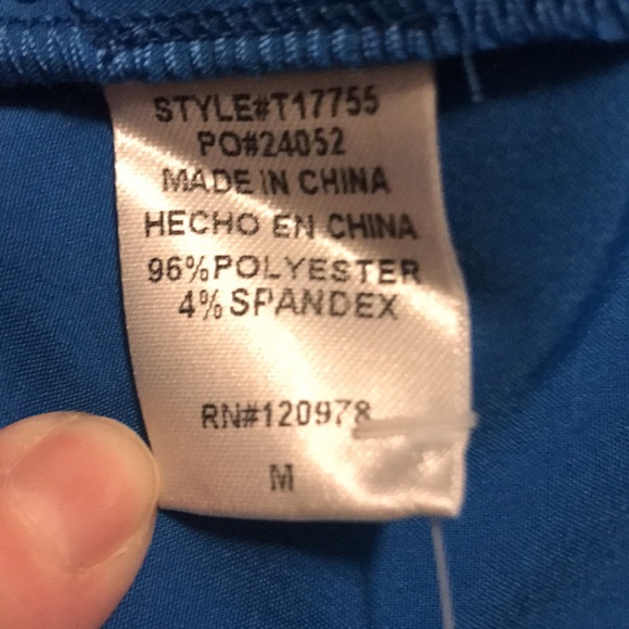 Entro blue shirt -size M - Picture 4 of 4